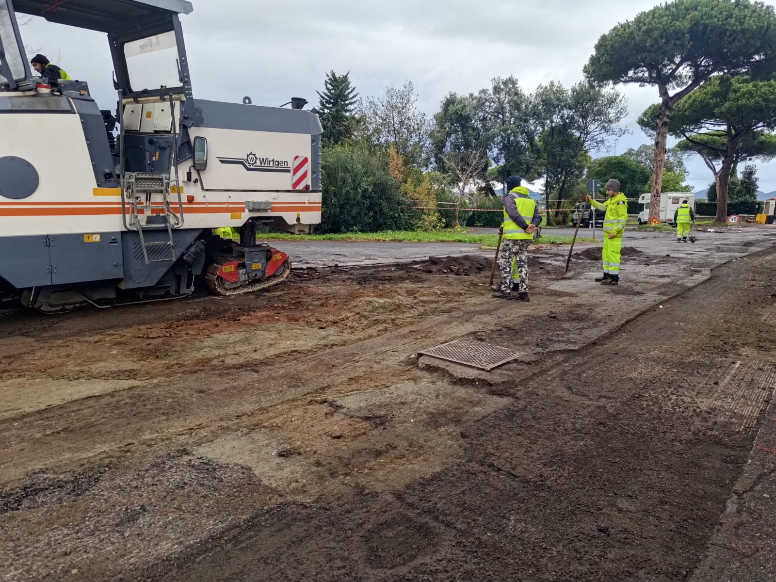 Cerenova, al via i lavori di rifacimento del manto stradale di Via Domenico Barbato