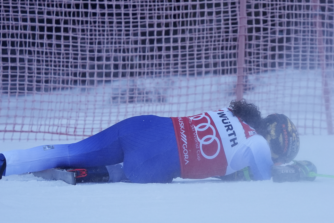 Brignone 2025, partenza ad handicap: crollo a Gora, sorpasso Hector. Sorride Goggia, ritorno e quinto posto