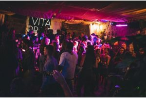 Viterbo – D Club chiuso e licenza revocata, mistero sui rilievi decibel dell’Arpa con il locale chiuso