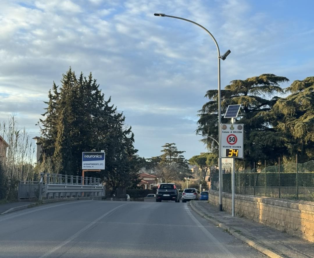 Bolsena – Sicurezza, installati rilevatori di velocità e nuova segnaletica alle porte della città
