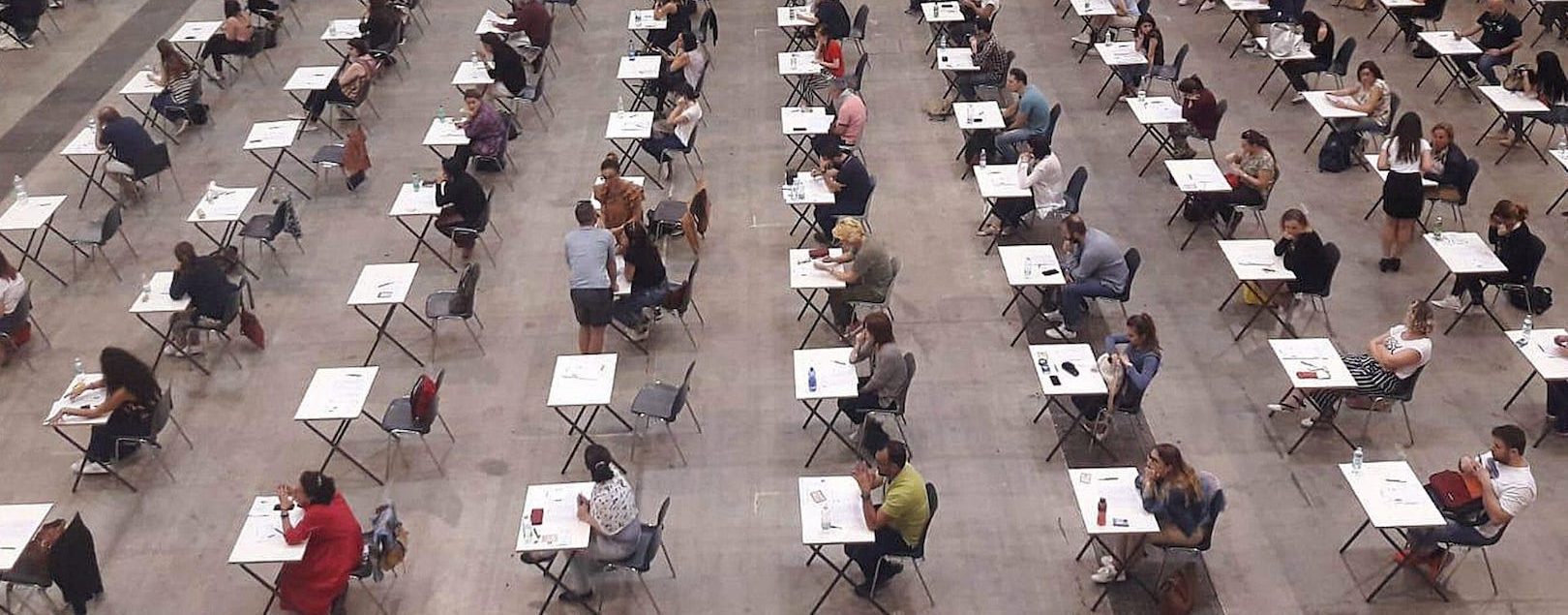 Test di medicina: superato (solo) dal 15 % degli iscritti. Numero di ammessi inferiore ai posti disponibili
