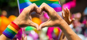 Civitavecchia – Inaugurato sportello per comunità Lgbt, Movimento per la Vita: “Non si poteva estendere anche ad altre urgenze sociali?”