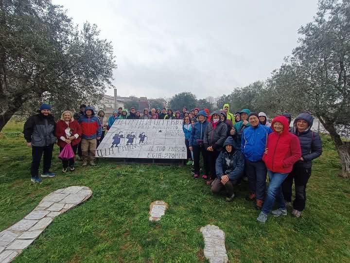 Viterbo – Pellegrini in cammino sulla Via Francigena rendono omaggio alla Ferula Papale (FOTO)