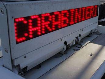 Monterosi – Truffa dello specchietto lungo la Cassia: “Attenzione a una Fiat Bravo blu”