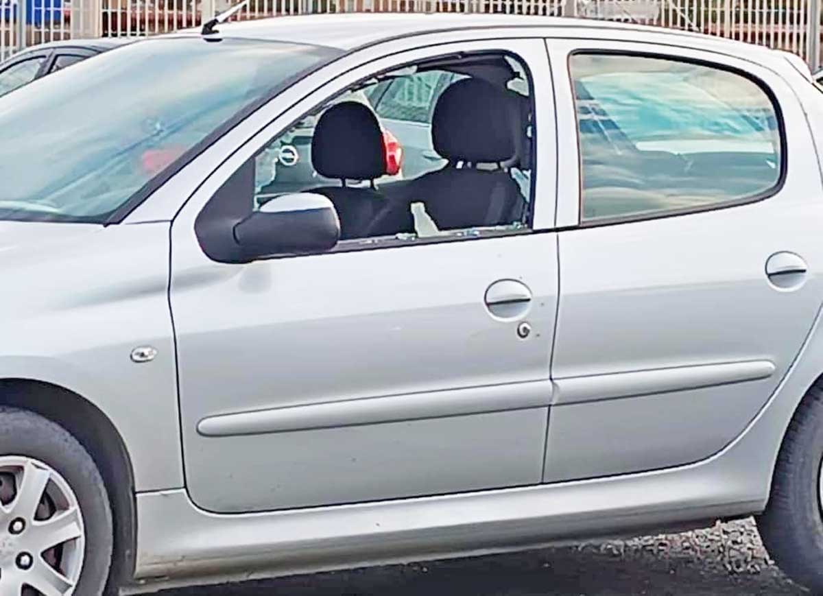 Civitavecchia – Altre due auto vandalizzate al parcheggio della stazione