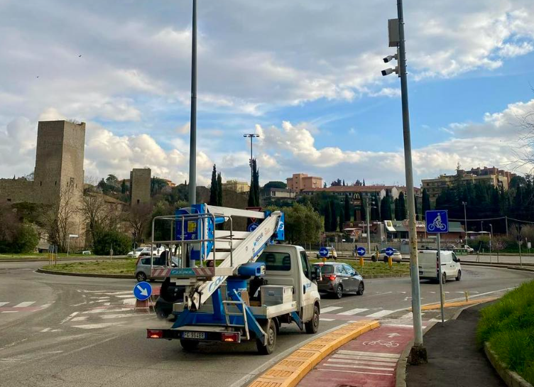 Viterbo più sicura, prosegue l’installazione delle telecamere (anche su Viale Trento)