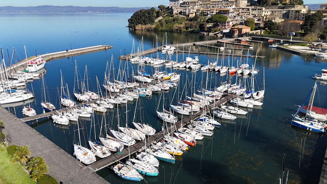 Capodimonte – Posti barca nel porto, al via le domande