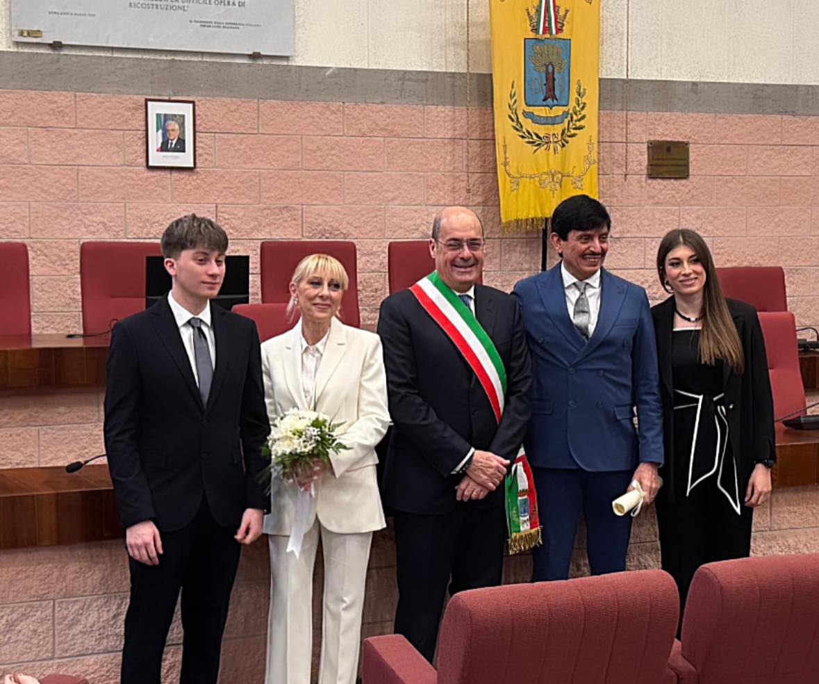 Civitavecchia – Il sindaco Marco Piendibene si è sposato con Stefania Barbaranelli