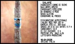 Salame stagionato con frammenti di spugna, richiamato un lotto