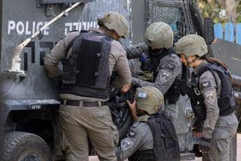 Gaza, la denuncia dell’Onu: “Staff torturato e usato da Idf come scudo umano”