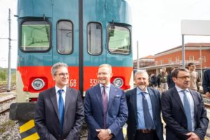 Treni, a Fabriano due automotrici storiche rigenerate in chiave green