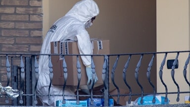 Mamma getta bambina di sette mesi dal balcone e la uccide