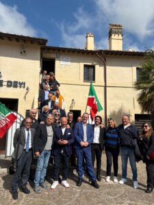 Cerveteri, grande festa per Forza Italia: Sandro Cascianelli eletto all’unanimità