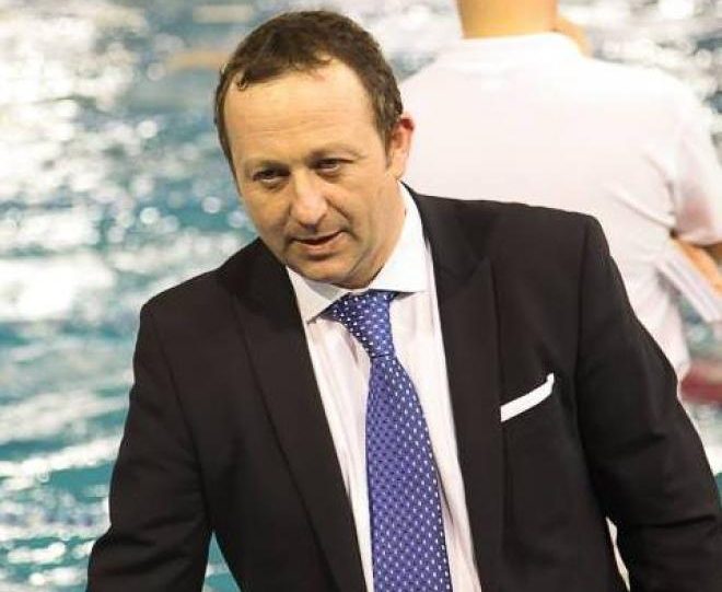 Viterbo – Prosegue lo scontro tra il consigliere Grancini e l’assessore Aronne “reo” di aver monitorato il suo casellario giudiziale