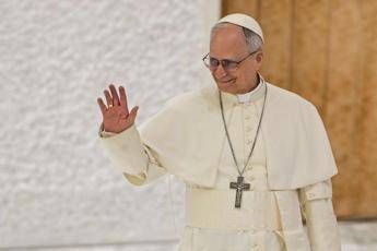 Papa Leone XIV incontra i media: “No a guerra di parole, pace comincia da ognuno di noi”