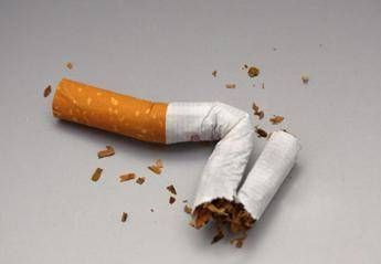 Giornata senza tabacco, Fondazione Veronesi e Aiom: tassarlo funziona’
