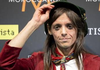 Eurovision, oggi il debutto di Lucio Corsi: il primo dopo 27 anni a suonare uno strumento sul palco