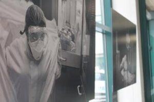 Covid, allo Spallanzani mostra fotografica per non dimenticare sforzi e generosità operatori