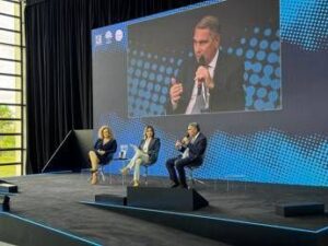 Ambiente, con Respiro monitoraggio qualità aria diventa indossabile, in tempo reale