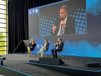 Ambiente, con Respiro monitoraggio qualità aria diventa indossabile, in tempo reale