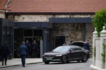 Ucraina-Russia, al via i negoziati. Cremlino: “Necessario incontro Putin-Trump”