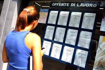 Lavoro, a marzo 2025 +450mila occupati rispetto al 2024