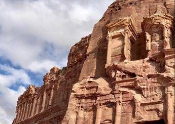 Giordania, inondazioni improvvise a Petra: centinaia di turisti evacuati