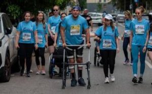 Torna a camminare dopo lesione al midollo, caso unico al mondo al San Raffaele di Milano