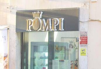 Roma, estorsioni e minacce al ‘re del tiramisù’ Pompi: arrestato il cognato