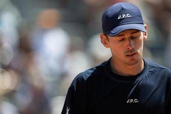 Gli Internazionali e i tifosi-scommettitori: furia De Minaur, la Federazione minaccia il ‘Daspo’