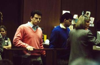 Caso Menendez, Lyle ed Erik a un passo dalla libertà vigilata: la nuova sentenza