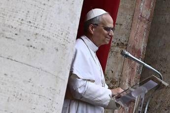 Papa Leone XIV a San Pietro, appello alla pace: “Mai più guerra”