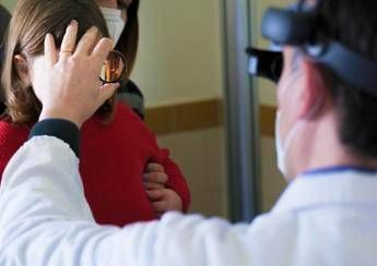 Cheratocongiuntivite primaverile, cos’è e perché le lacrime ‘raccontano’ la malattia