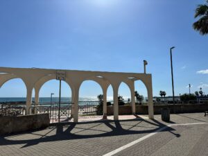 Civitavecchia – “Ci sono anche io”, una petizione a sostegno delle disabilità per abbattere le barriere architettoniche