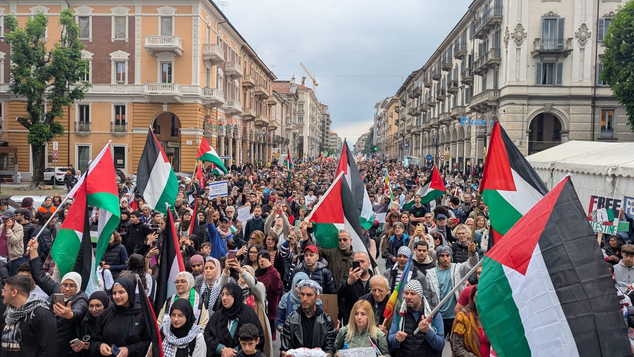 Per la Palestina facciamo rumore’, al via corteo a Roma