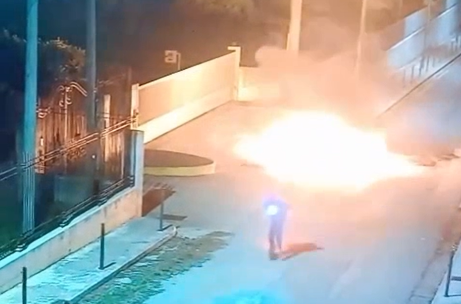 Aprilia, nuovo atto vandalico contro Rida Ambiente: lanciate bottiglie incendiarie nella notte