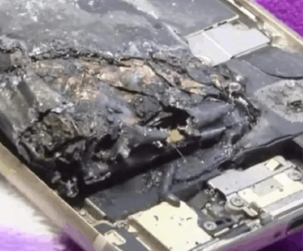 Tivoli – Esplode cellulare a uno studente, paura al liceo Spallanzani