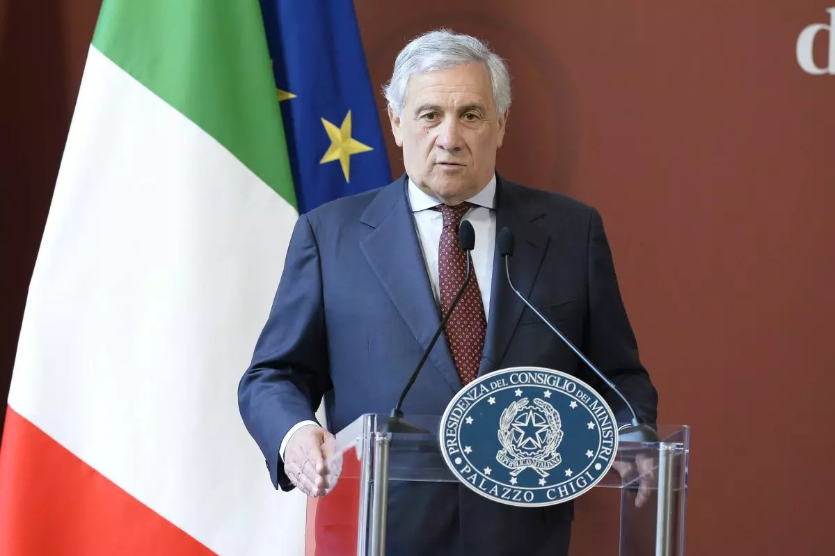 Tajani “Troppi focolai di guerra, il mondo ascolti Papa Leone XIV”