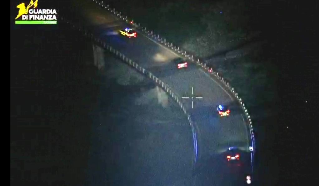 Mafia, 20 indagati tra Catania e Pavia per estorsioni e droga