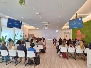 Rete Adamo: “Sostegno aziendale è leva per natalità e produttività”