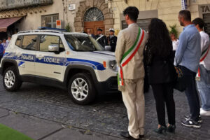Valentano – Celebrata la festa della Repubblica, inaugurata la nuova Jeep Renegade della Polizia locale (FOTO)