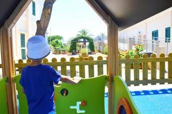 Estate, come farla diventare a misura di bimbo: i consigli dei pediatri