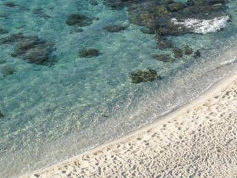 Acque di balneazione, oltre 5mila km di litorale eccellente in Italia