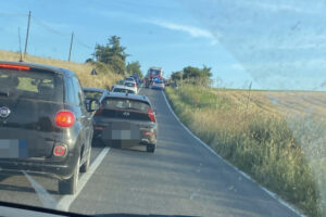 Capodimonte – Auto fuori strada sulla Verentana
