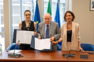 Regione Lazio – Firmato il protocollo “Bosco rosso” per promuovere rispetto e sicurezza delle donne