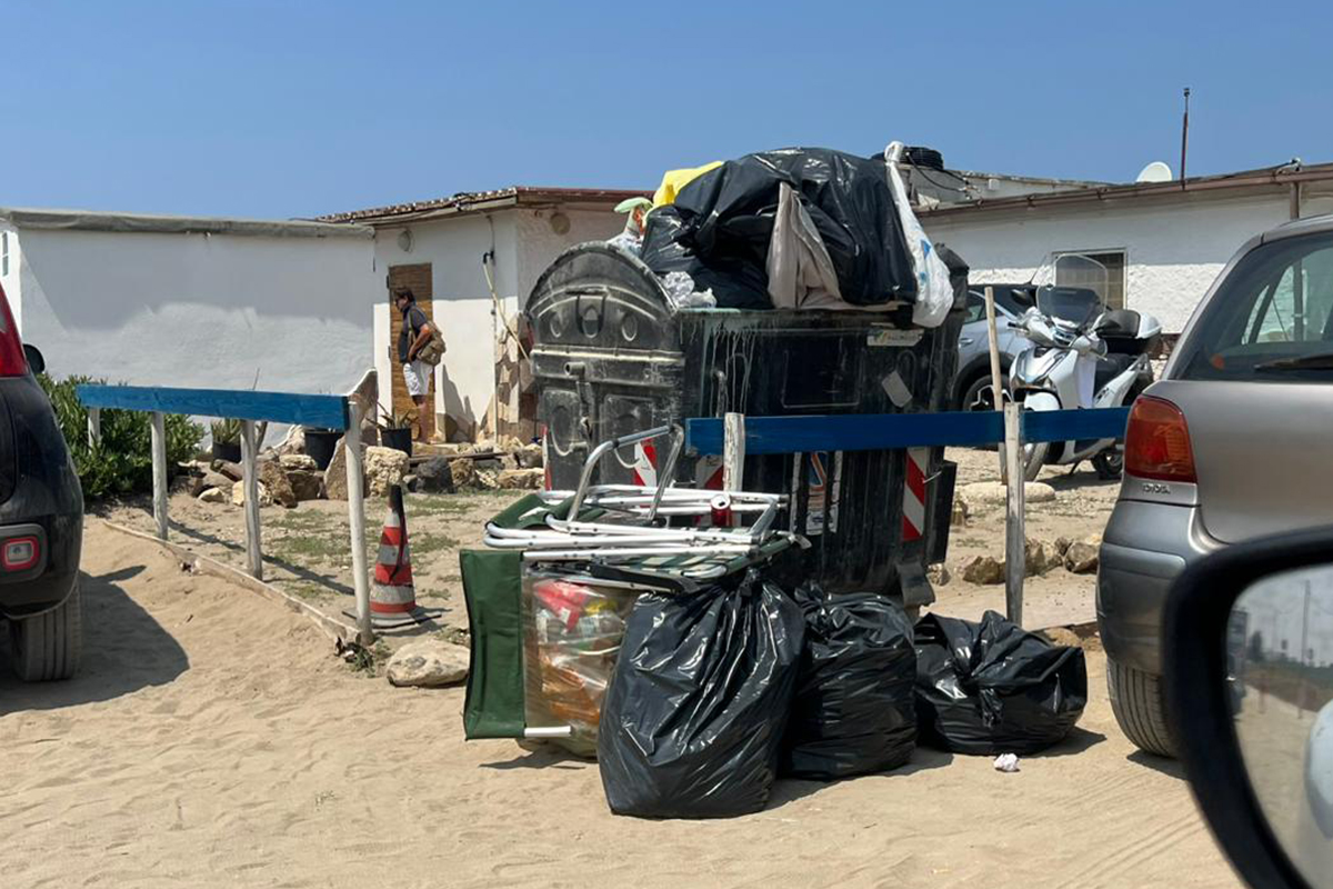 Tarquinia/Civitavecchia – Protocollo di facciata: Sant’Agostino trasformata in discarica a cielo aperto dai civitavecchiesi