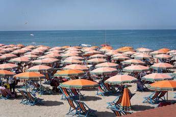 Melanoma e tumori della pelle, dermatologi Idi in campo per screening gratuiti