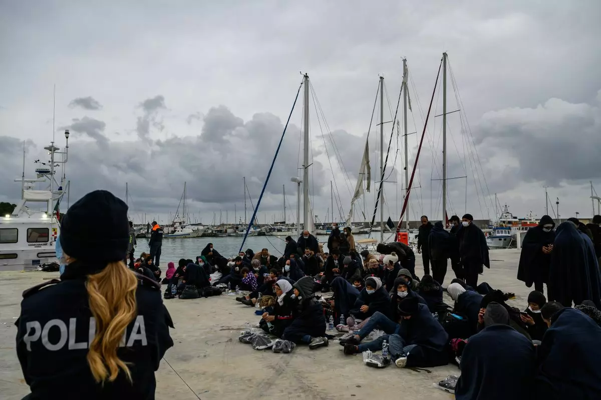 Migranti, fermati 6 presunti scafisti in Calabria