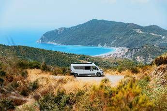 Estate: oltre 2.000 opportunità di lavoro con Umana da turismo a sanità