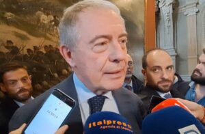 Urso “Nave Italia sicura e stabile, ha una guida sicura”